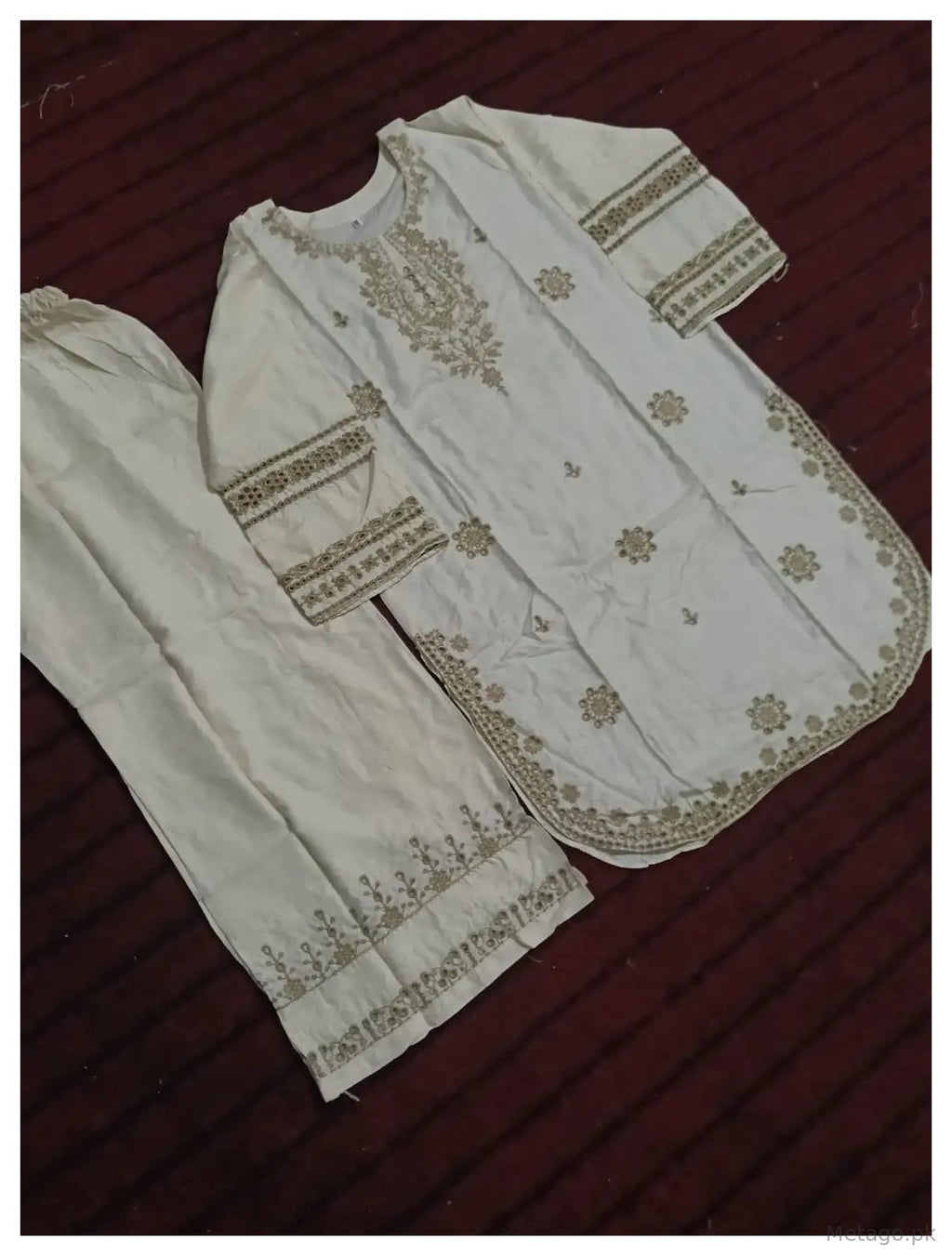 2 Pcs Women's Stitched Linen Embroidered Shirt And Trouser
