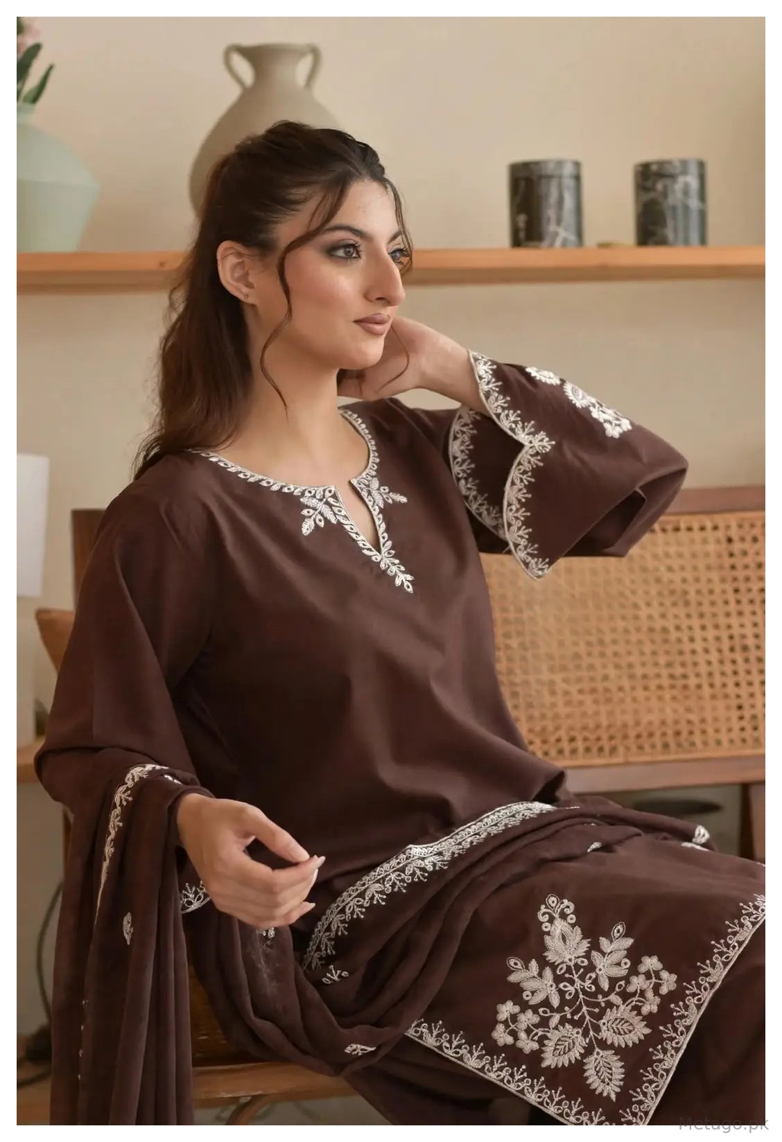 3 Pcs Women's Unstitched Embroidered Suit
