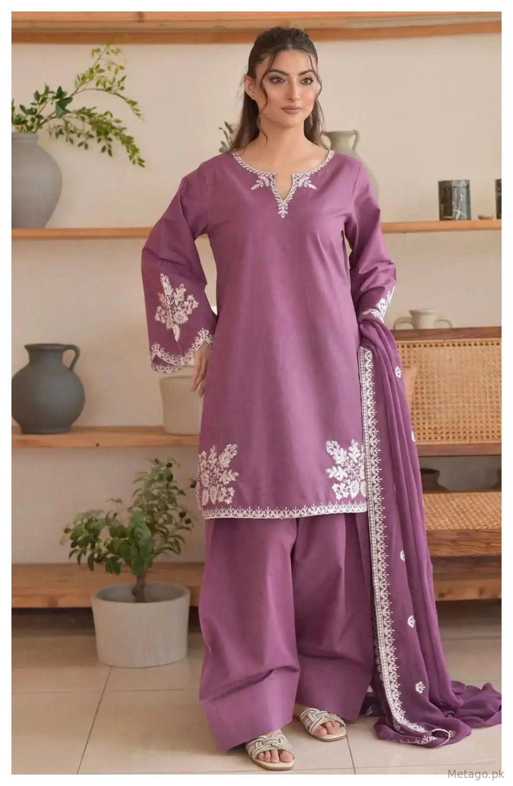 3 Pcs Women's Unstitched Embroidered Suit