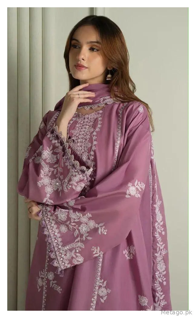 3 Pcs Women's Unstitched Embroidered Suit