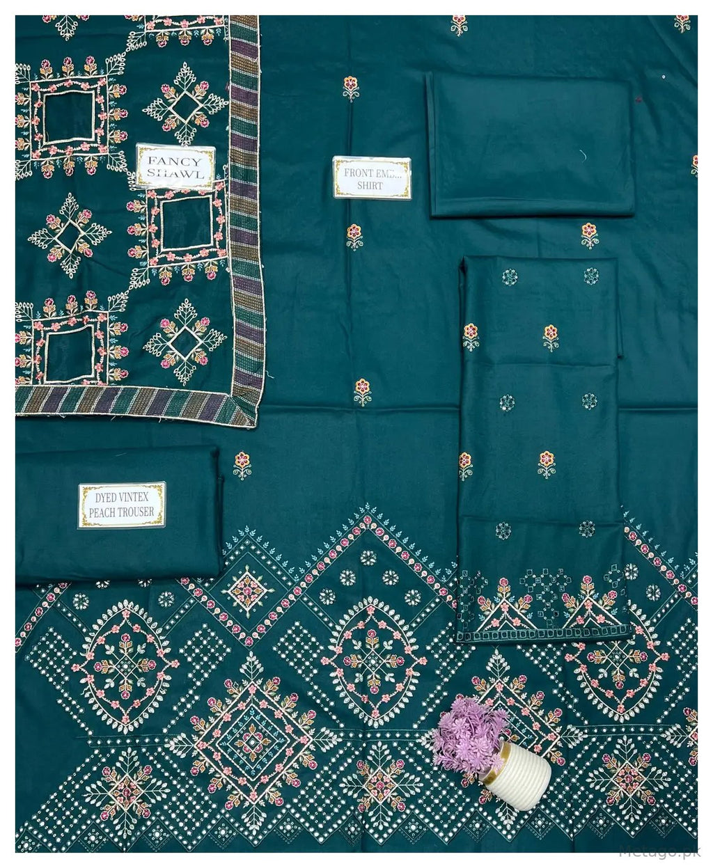 3 Pcs Women's Unstitched Plain Suit