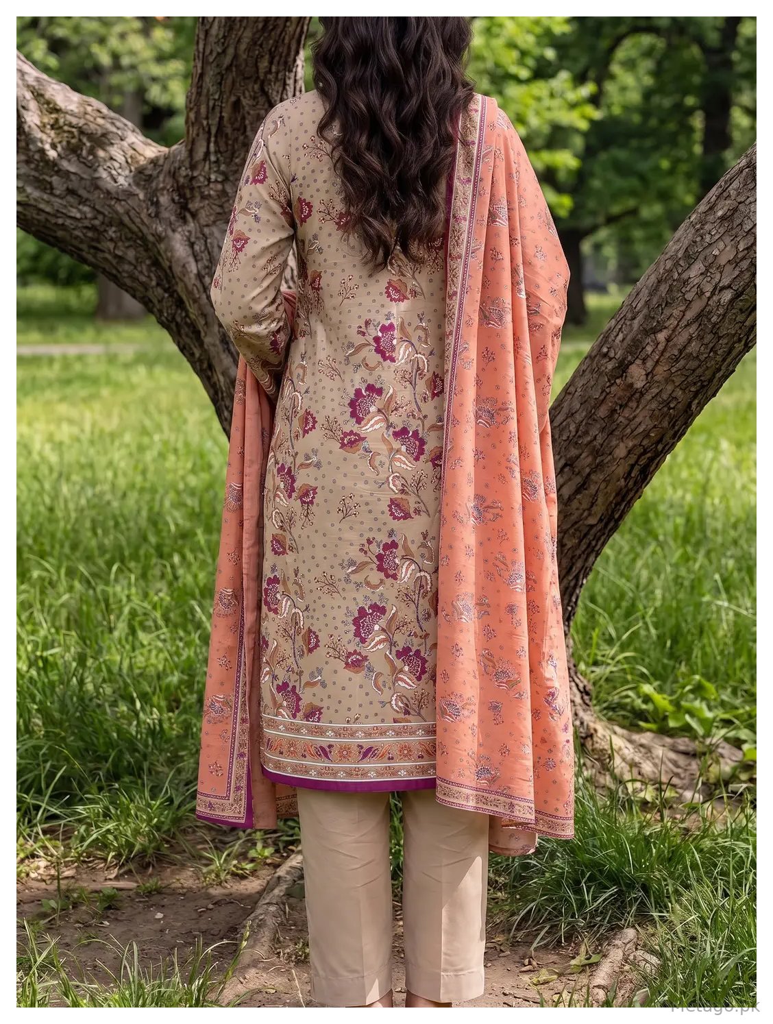 3 Pcs Women's Unstitched Printed Suit