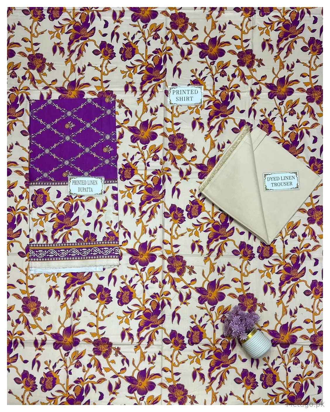 3 Pcs Women's Unstitched Printed Suit