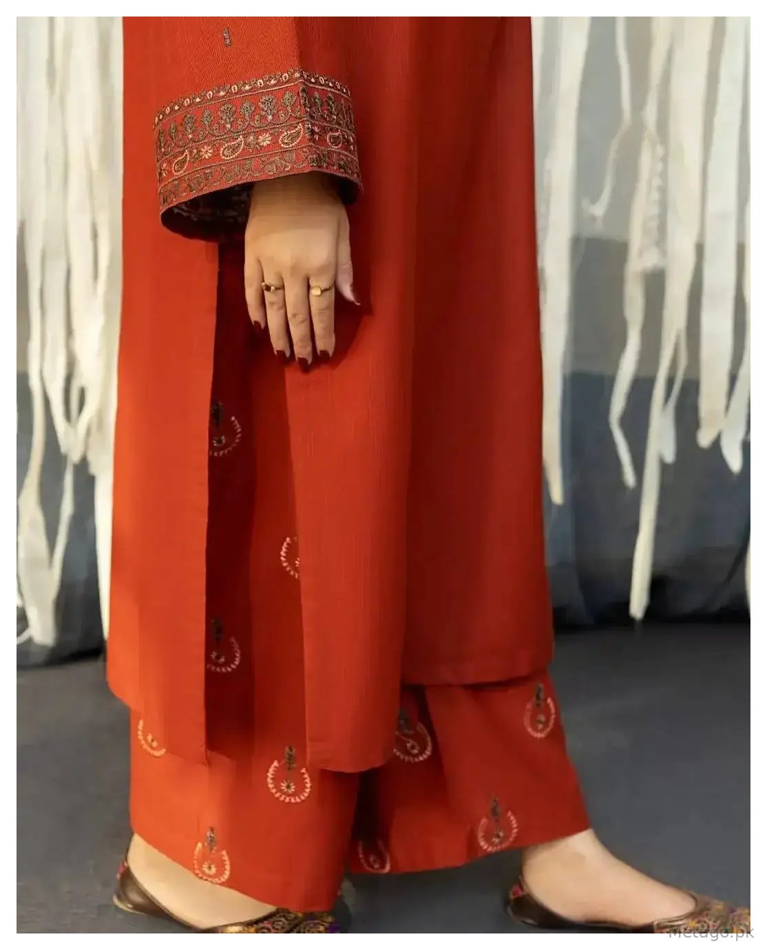 Ayat 3 Pcs Women's Stitched Linen Embroidered Suit