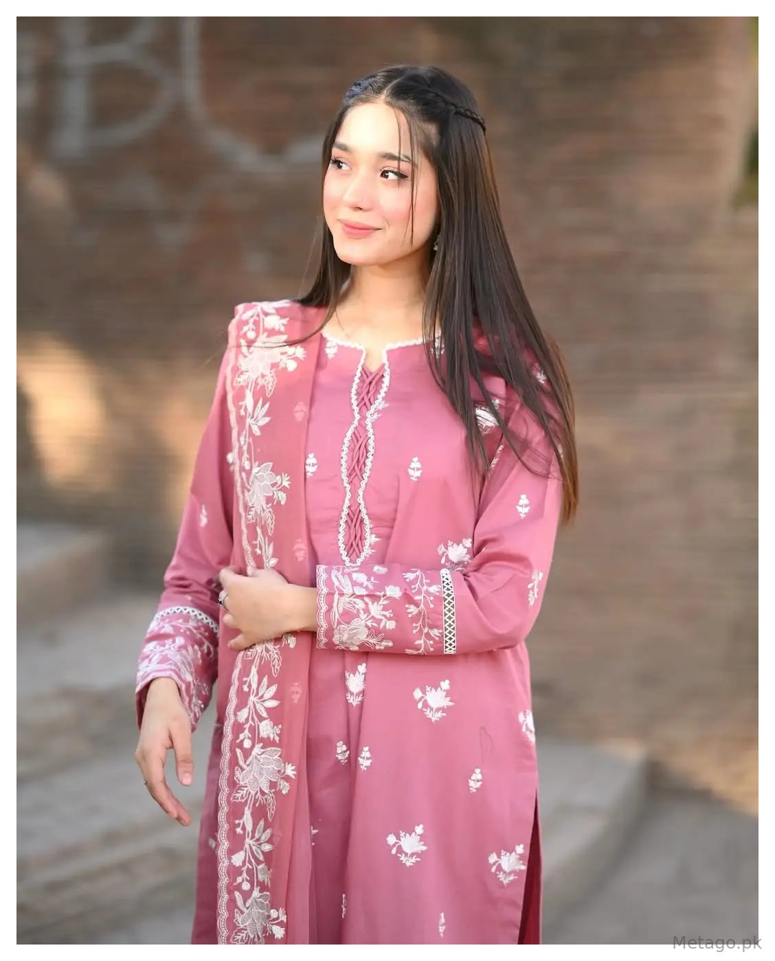 Blush 3 Pcs Women's Stitched Linen Embroidered Suit