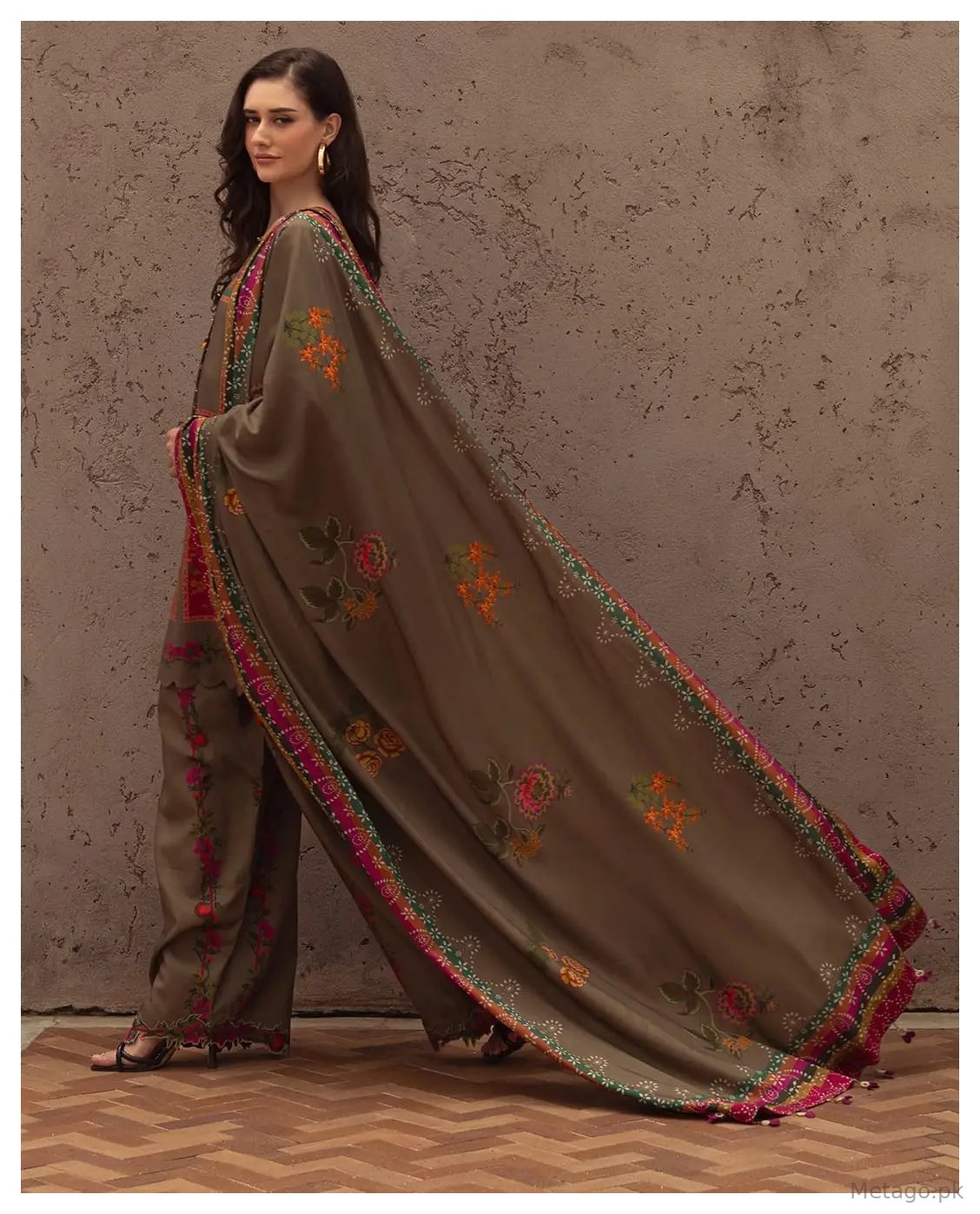 Browni 3 Pcs Women's Stitched Silk Printed Suit
