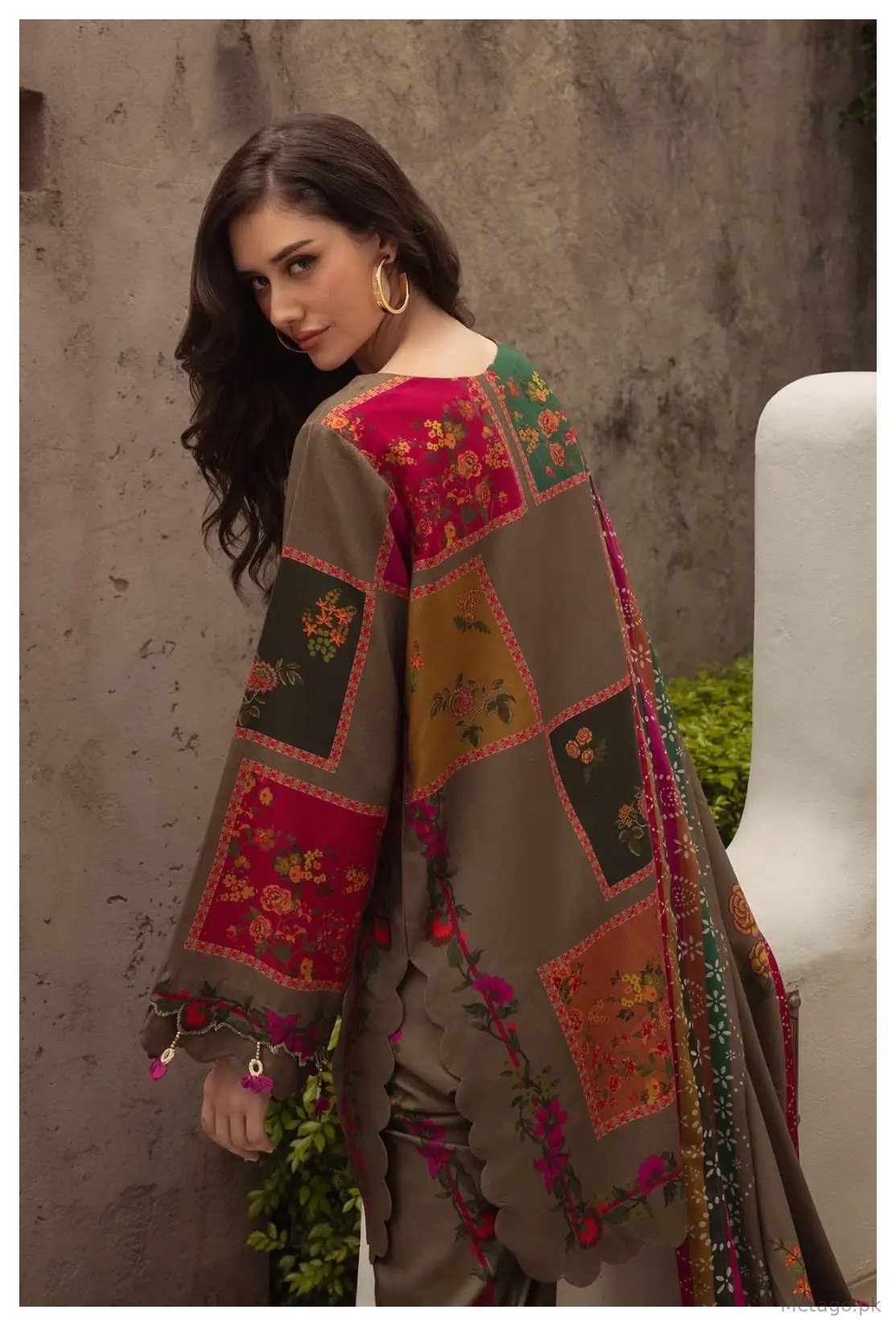 Browni 3 Pcs Women's Stitched Silk Printed Suit