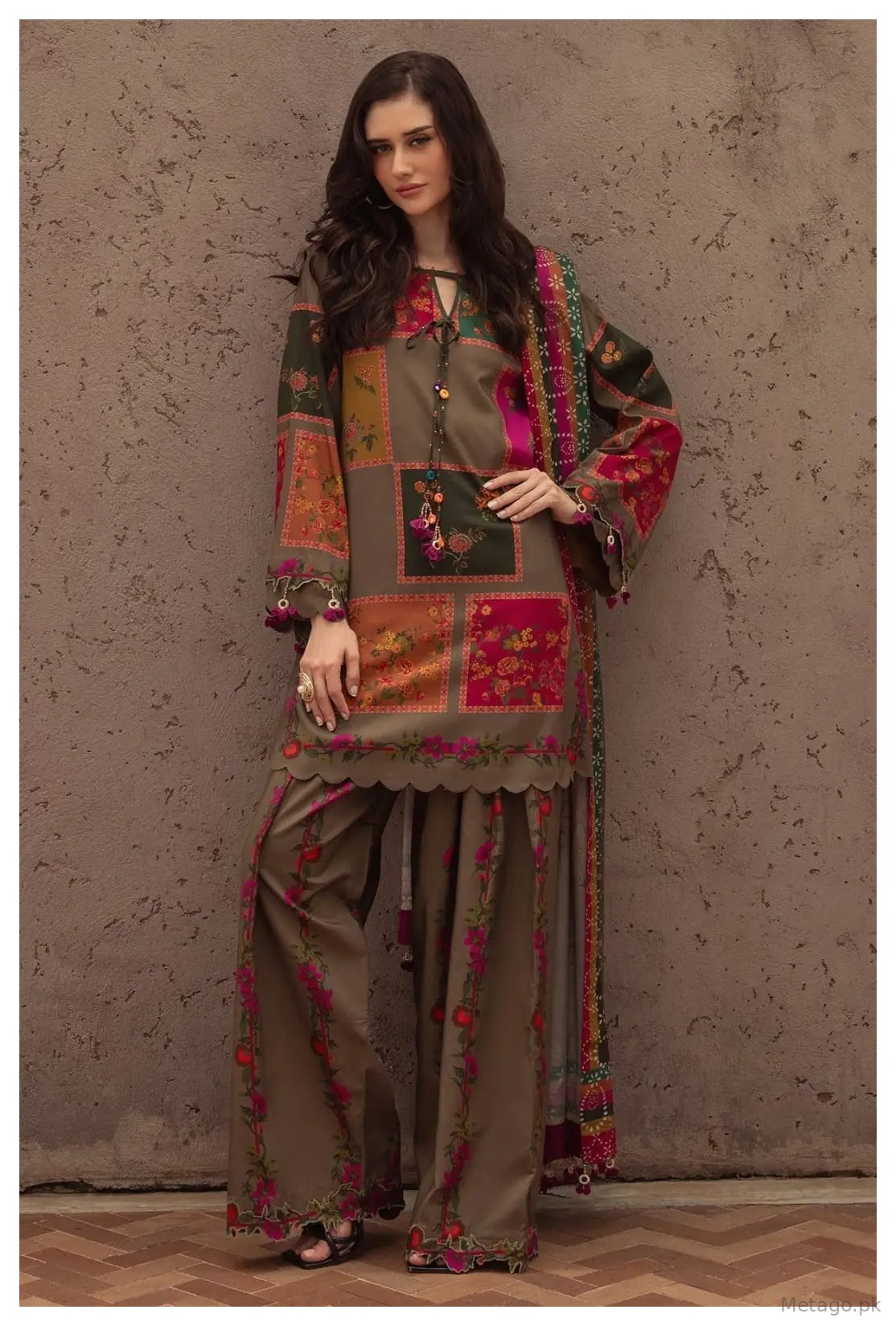 Browni 3 Pcs Women's Stitched Silk Printed Suit