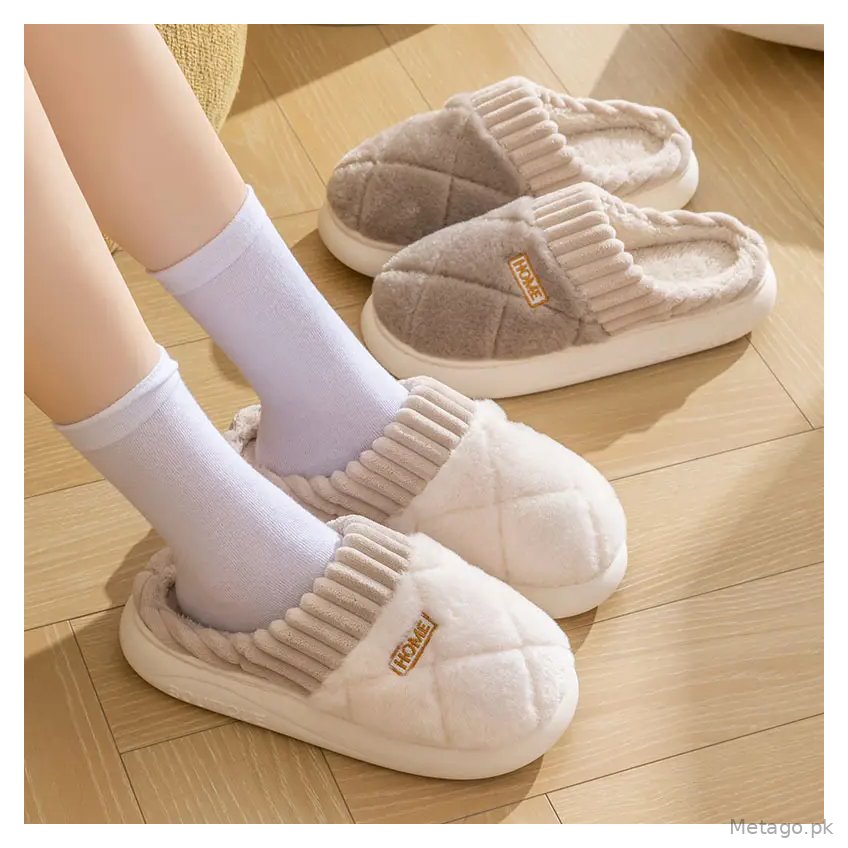 Cotton Slippers for Men, Autumn and Winter Indoor Warm Plush Thick-Soled Non-Slip Slippers with a Soft Feel, Women's Slippers, Wholesale in Stock