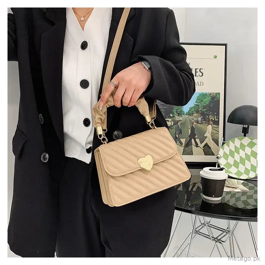 Fashion Texture Pleated Shoulder Crossbody Bag Beige 2022