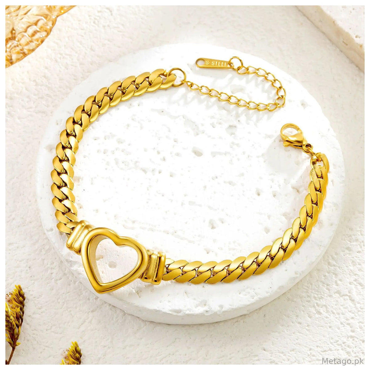 Gold Plated Heart Clasp Hollow Love Necklace for Women