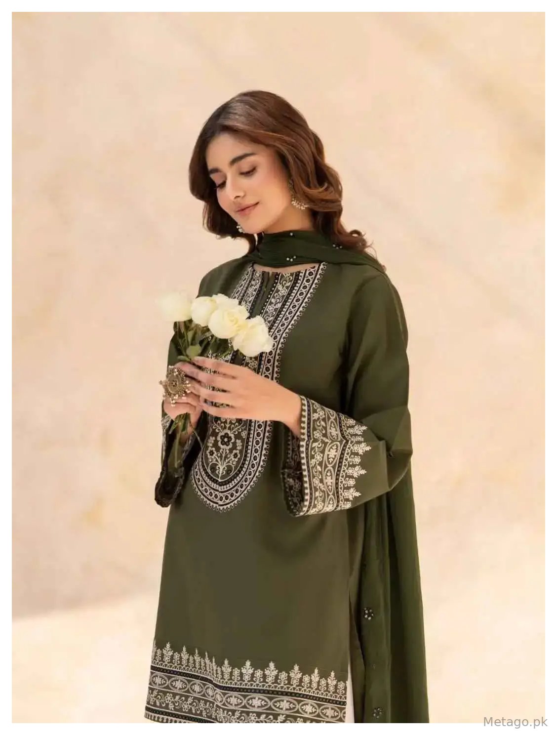 Gulnar 3 Pcs Women's Stitched Linen Embroidered Suit
