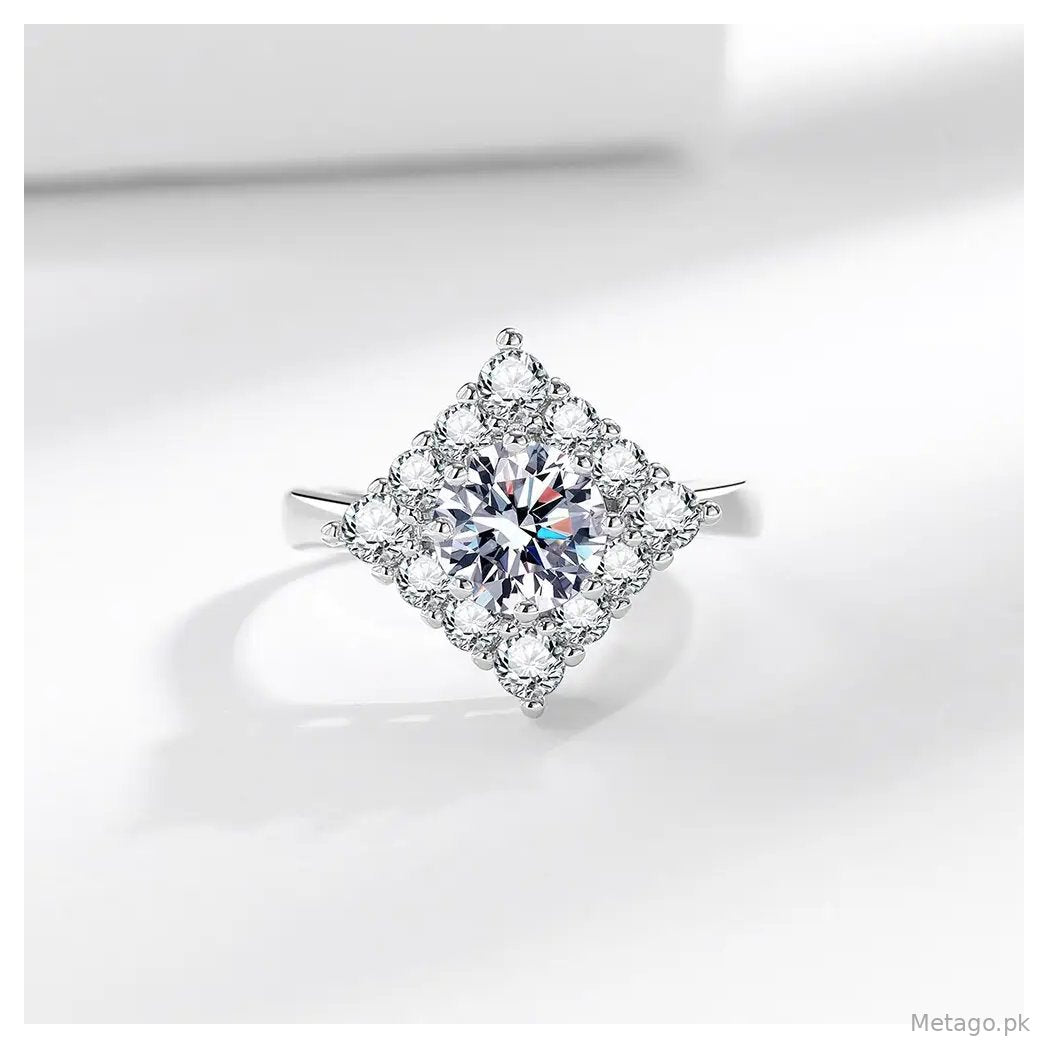Luxury Shiny Clover Earrings for Women