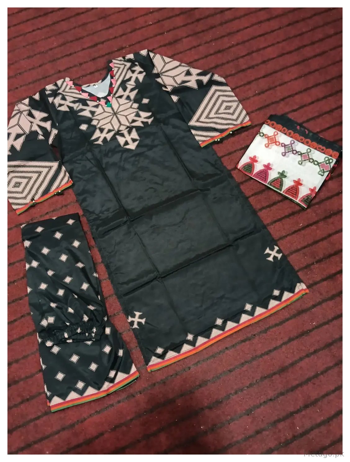 Melvin 3 Pcs Women's Stitched Silk Printed Suit