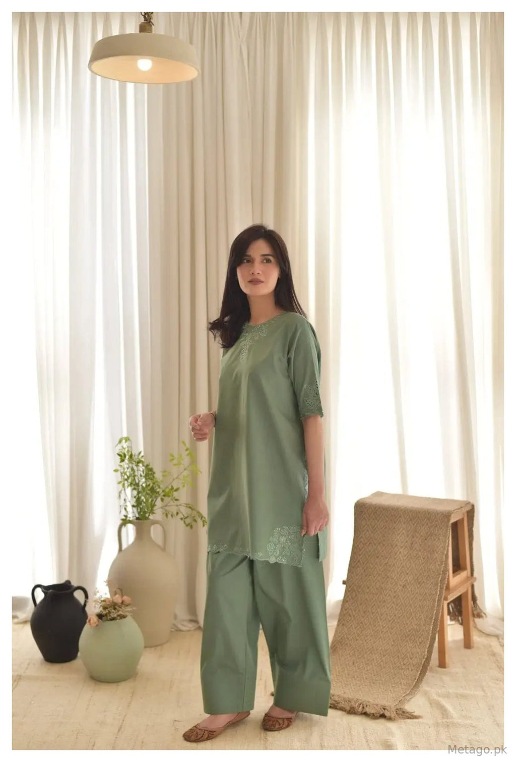 Pista Zola 3 Pcs Women's Stitched Linen Embroidered Suit
