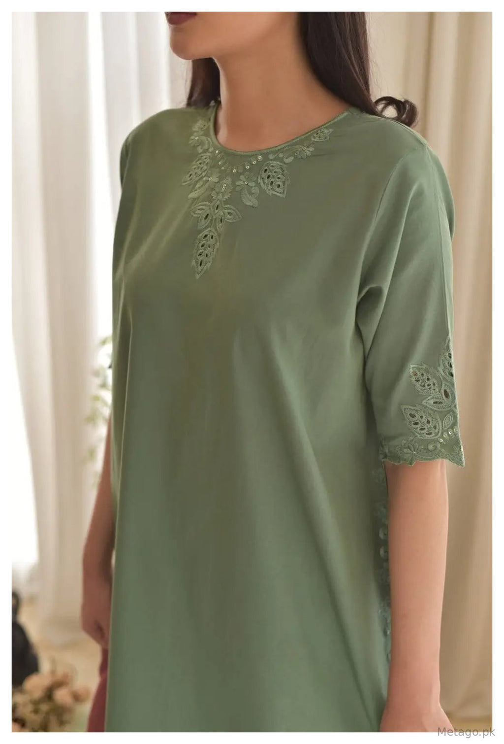 Pista Zola 3 Pcs Women's Stitched Linen Embroidered Suit