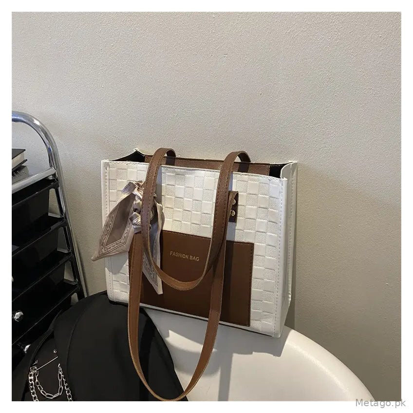 Silk Scarf Decorative Elegant Commuter Bag for Women 2022 Autumn and Winter New Style This Year's Popular Foreign Style Shoulder Tote Bag