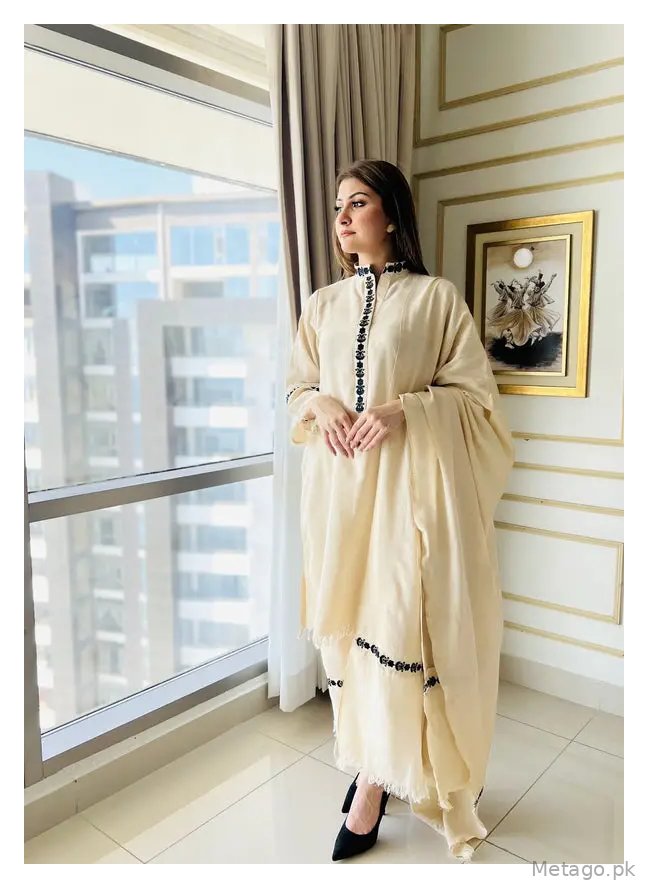 Snow pearl 3 Pcs Women's Stitched Dhanak Embroidered Suit