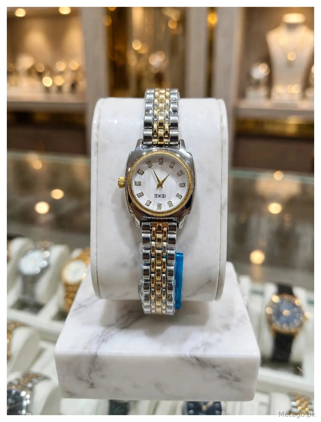 Women's Slim And Classy Dial For A Feminine Look Watch 1